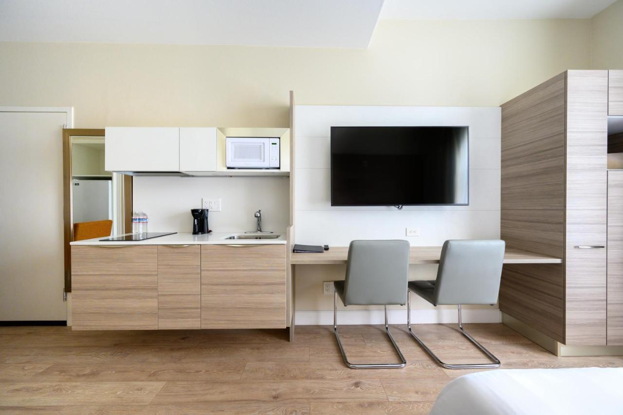 Apartahotel Studios Inn 3*