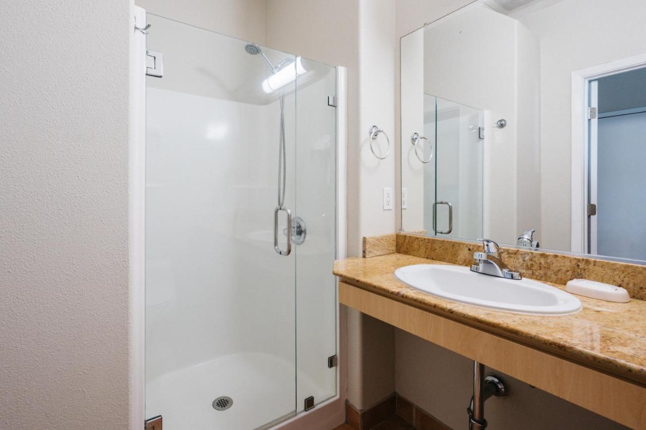 Studios Inn Apartahotel 3*
